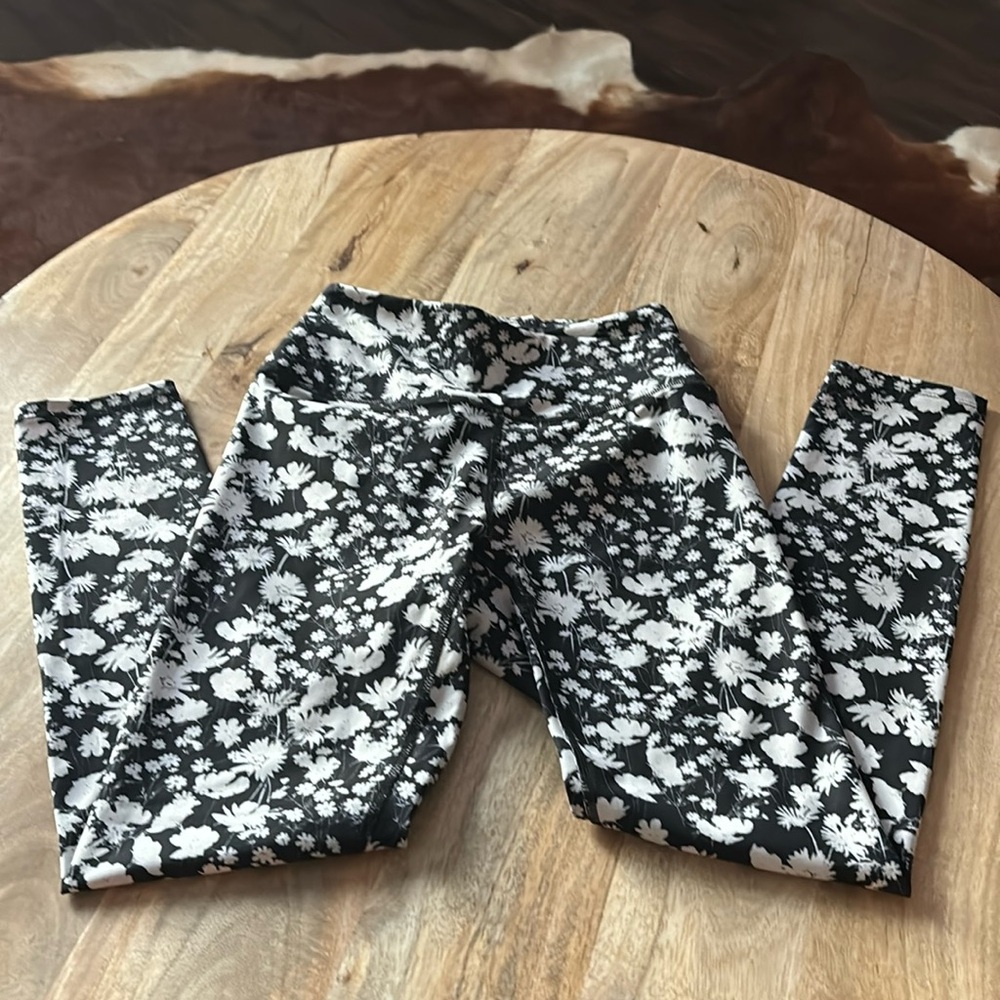 NWOT FP movement black and white floral patterned leggings